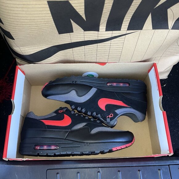 NEW Nike Air Max 1 ESS \'Vamps\' Bred Black Red Grey FZ5808-008 Men Size 12